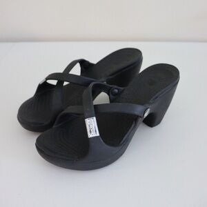 Crocs Cyprus Heels in Black Open Toe Slip On Sandals Size 8